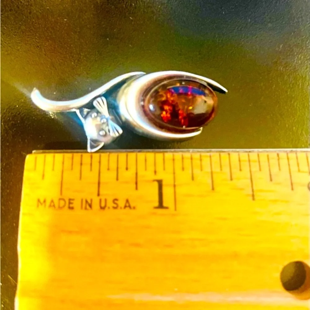 Baltic Amber and Sterling Silver 925 Cat Pendant - Picture 11 of 11